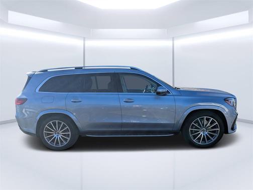 2026 Mercedes-Benz GLS 450 4MATIC