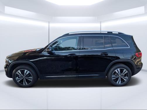 Night Black 2025 Mercedes-Benz GLB 250 Base