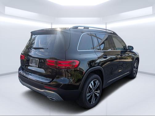 Night Black 2025 Mercedes-Benz GLB 250 Base