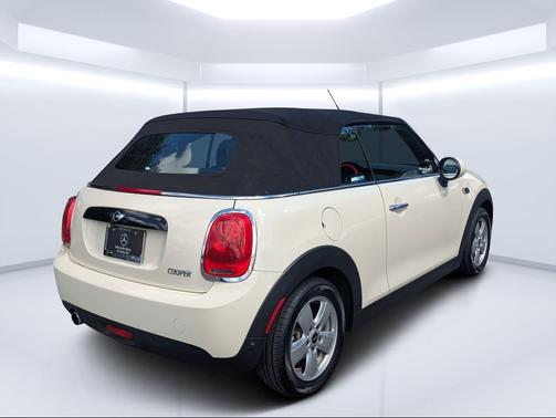 Pepper White 2016 MINI Convertible Cooper
