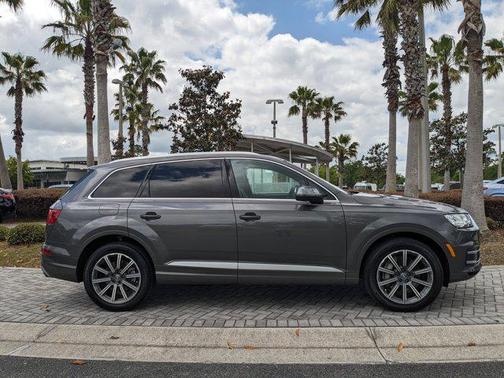 2019 Audi Q7 55 Premium