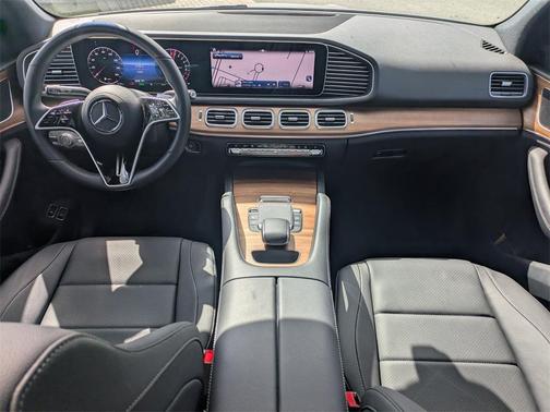 2025 Mercedes-Benz GLE 450e 4MATIC