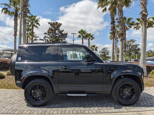 2023 Land Rover Defender 90 S