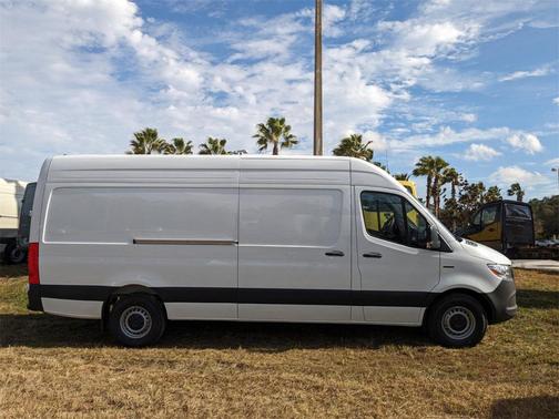 2025 Mercedes-Benz Sprinter 2500 High Roof
