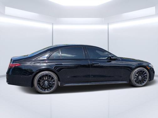 Black 2023 Mercedes-Benz S-Class 4MATIC