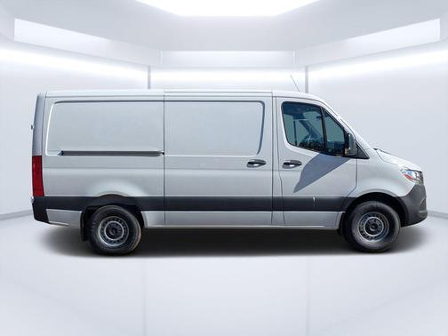 2026 Mercedes-Benz Sprinter 2500 Standard Roof