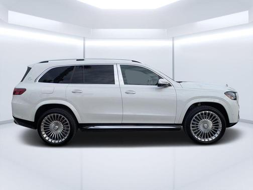 2026 Mercedes-Benz Maybach GLS 600 4MATIC