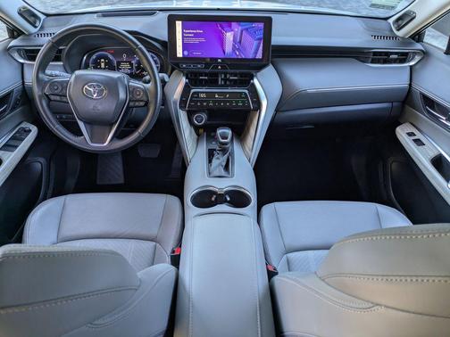 2023 Toyota Venza LE