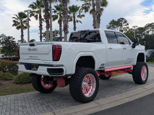 2024 GMC Sierra 2500 Denali