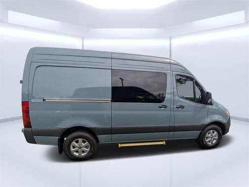 2026 Mercedes-Benz Sprinter 2500 Standard Roof