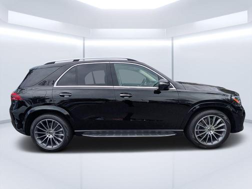 Black 2026 Mercedes-Benz GLE 450 4MATIC