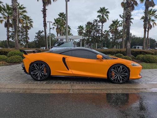 2023 McLaren GT Base