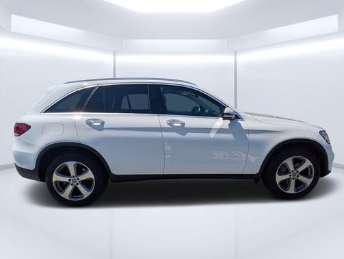 Polar White 2022 Mercedes-Benz GLC 300 4MATIC