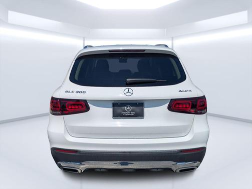 Polar White 2022 Mercedes-Benz GLC 300 4MATIC