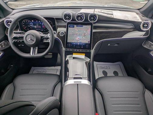 2026 Mercedes-Benz GLC 300 Base