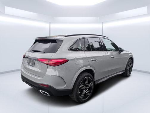 2026 Mercedes-Benz GLC 300 Base