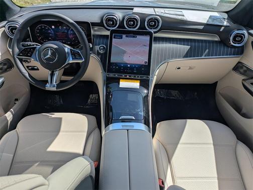 2026 Mercedes-Benz GLC 300 4MATIC