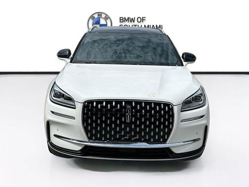Pristine White Metallic Tri-Coat 2024 Lincoln Corsair Reserve