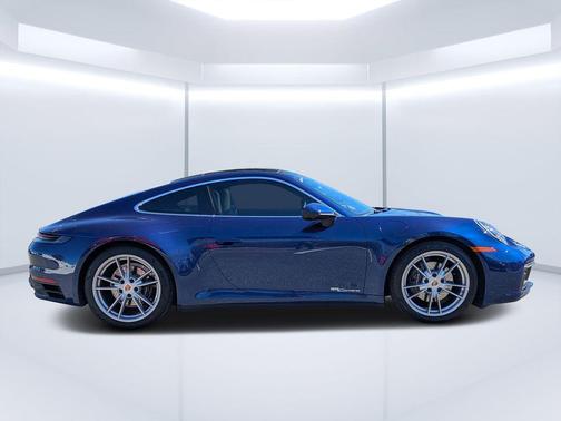 2024 Porsche 911 Carrera 4