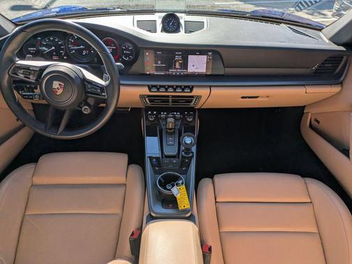 2024 Porsche 911 Carrera 4