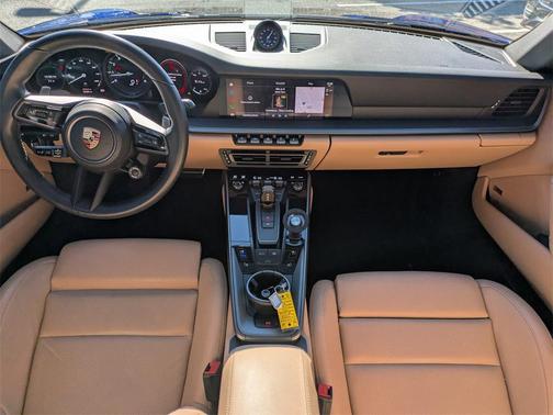 2024 Porsche 911 Carrera 4