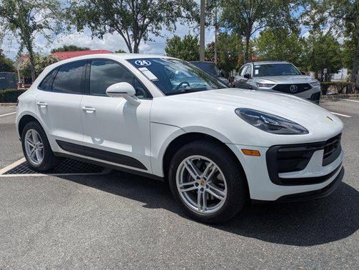 White 2024 Porsche Macan Macan