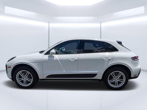 White 2024 Porsche Macan Macan