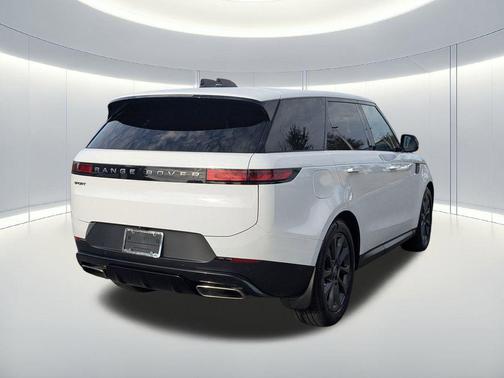 2025 Land Rover Range Rover Sport P360 S