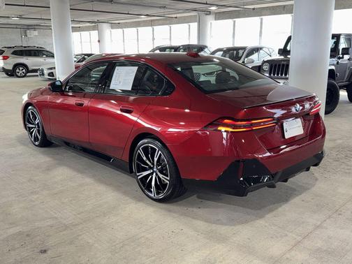 Vegas Red Metallic 2025 BMW 530 530i
