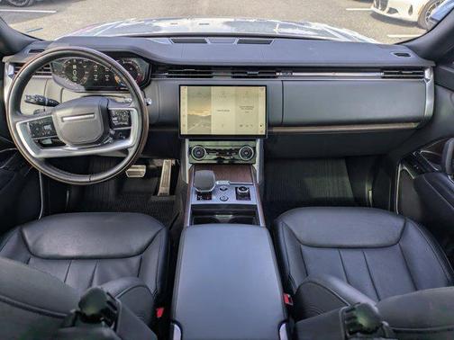 2023 Land Rover Range Rover P530 SE