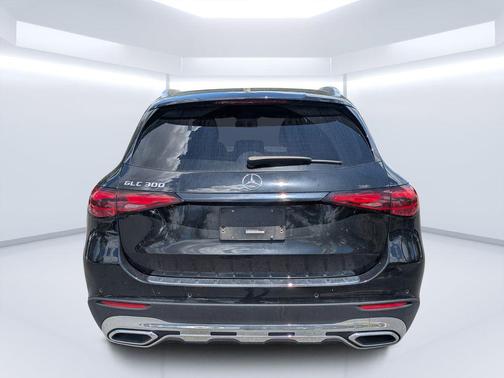 Black 2023 Mercedes-Benz GLC 300 Base