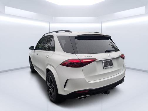 MANUFAKTUR Moonlight White Magno 2026 Mercedes-Benz GLE 350 4MATIC