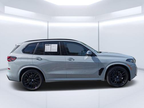Brooklyn Grey Metallic 2024 BMW X5 sDrive40i
