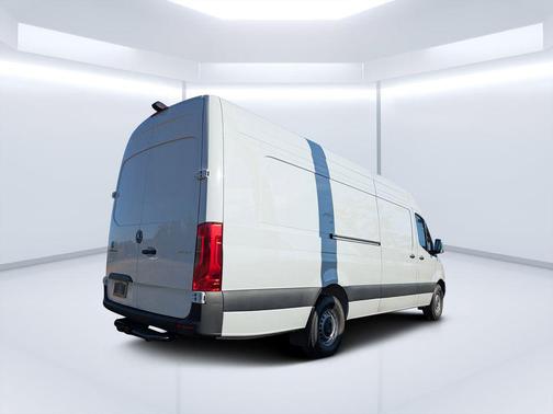 2026 Mercedes-Benz Sprinter 2500 High Roof