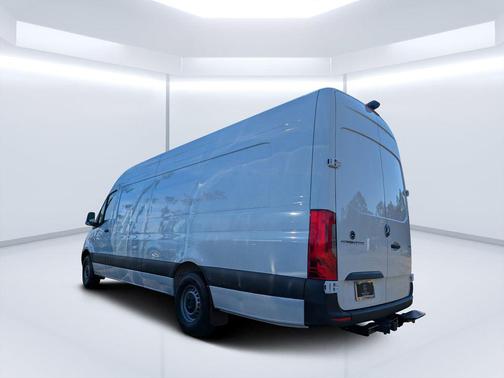 2026 Mercedes-Benz Sprinter 2500 High Roof
