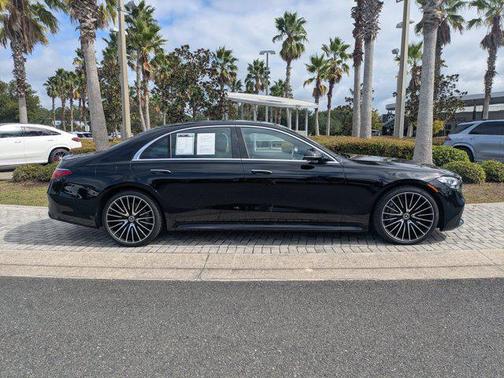 2022 Mercedes-Benz S-Class 4MATIC