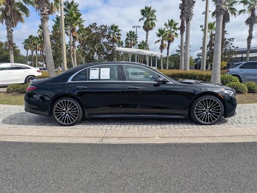 2022 Mercedes-Benz S-Class 4MATIC