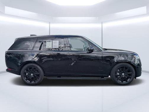 2024 Land Rover Range Rover P400 SE