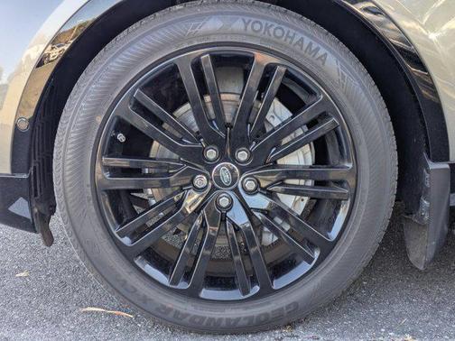 2019 Land Rover Discovery HSE LUXURY