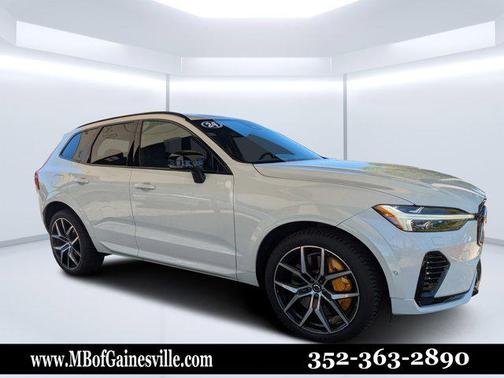 Crystal White Metallic 2024 Volvo XC60 Recharge Plug-In Hybrid T8 Polestar