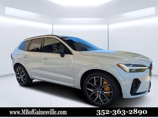 Crystal White Metallic 2024 Volvo XC60 Recharge Plug-In Hybrid T8 Polestar