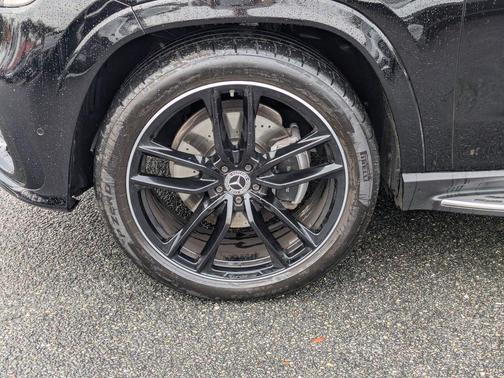 2025 Mercedes-Benz GLS 580 4MATIC