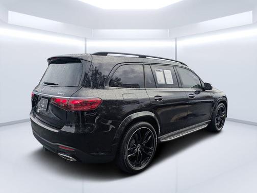 2025 Mercedes-Benz GLS 580 4MATIC