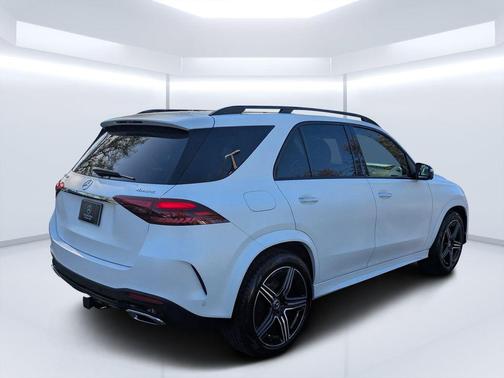 Manufaktur Moon 2026 Mercedes-Benz GLE 450 4MATIC