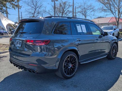 2025 Mercedes-Benz AMG GLS 63 Base