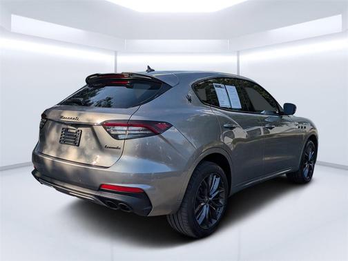 2022 Maserati Levante Modena S