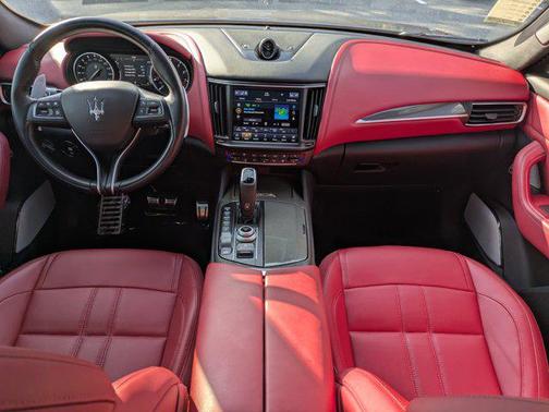 2022 Maserati Levante Modena S