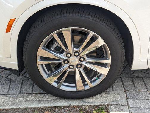 2023 Cadillac XT6 Premium Luxury AWD