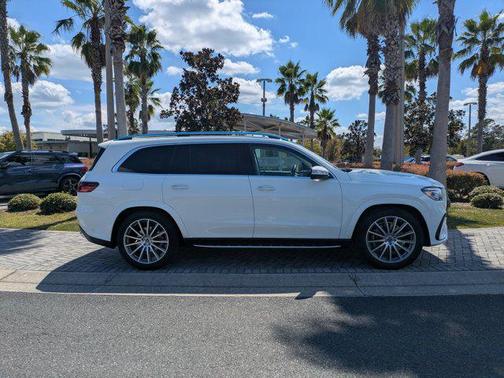 2026 Mercedes-Benz GLS 450 4MATIC