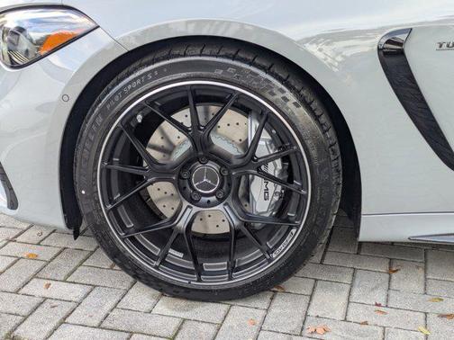 2026 Mercedes-Benz AMG CLE 53 4MATIC+